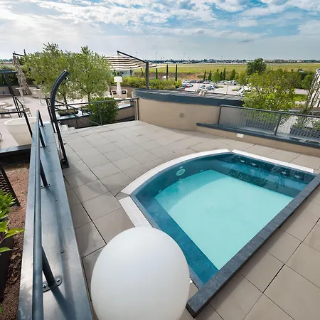 Hotel Db Verona Airport Congress & 4*